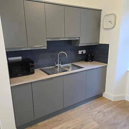 2 Bed With Harbour Views 2 Cobh